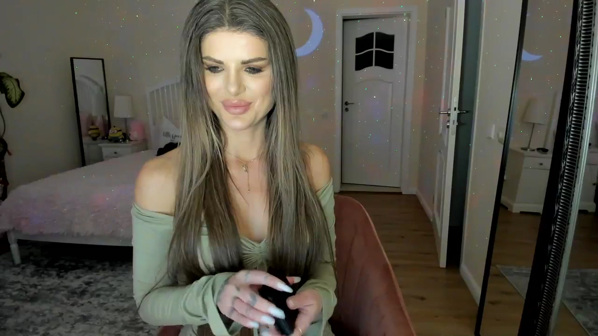 Gallery image thumbnail from TotalBella's myfreecams stream on, 01/30/2024, 01:44 image 13 of 20
