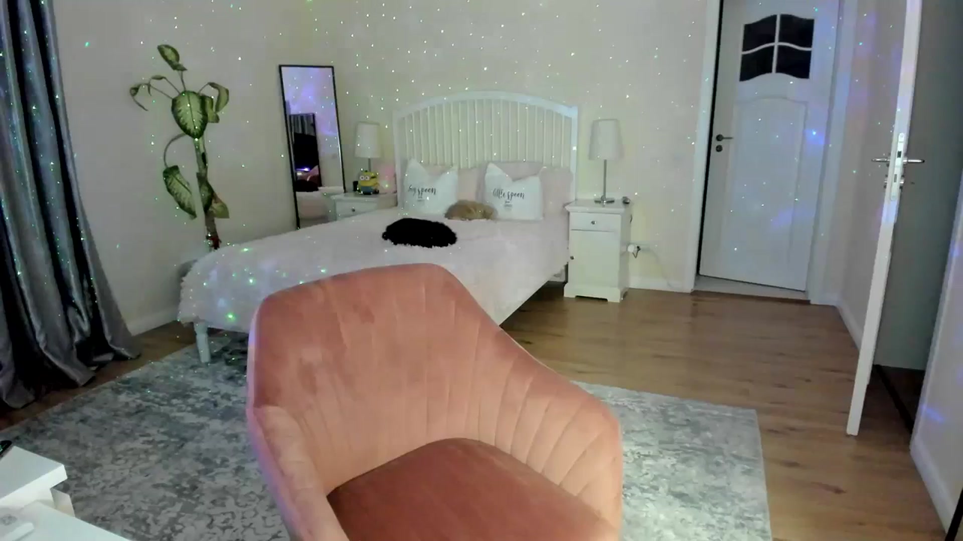 Gallery image thumbnail from TotalBella's myfreecams stream on, 02/06/2024, 22:56 image 6 of 20