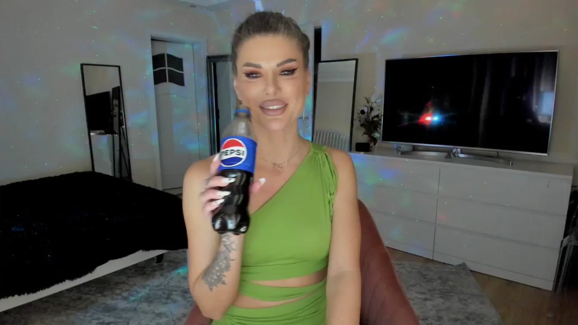 Gallery image thumbnail from TotalBella's myfreecams stream on, 03/05/2024, 01:36 image 1 of 20