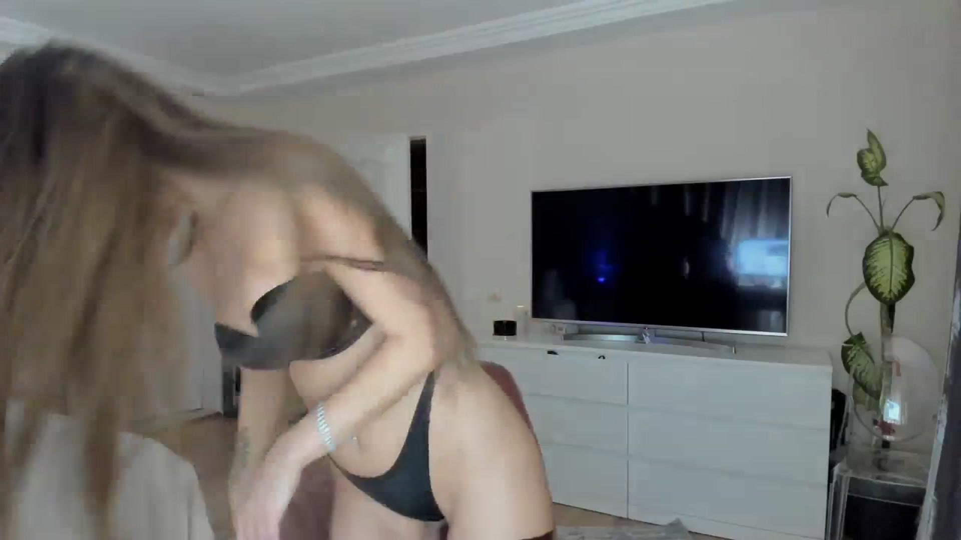 Gallery image thumbnail from TotalBella's myfreecams stream on, 03/11/2024, 24:56 image 20 of 20