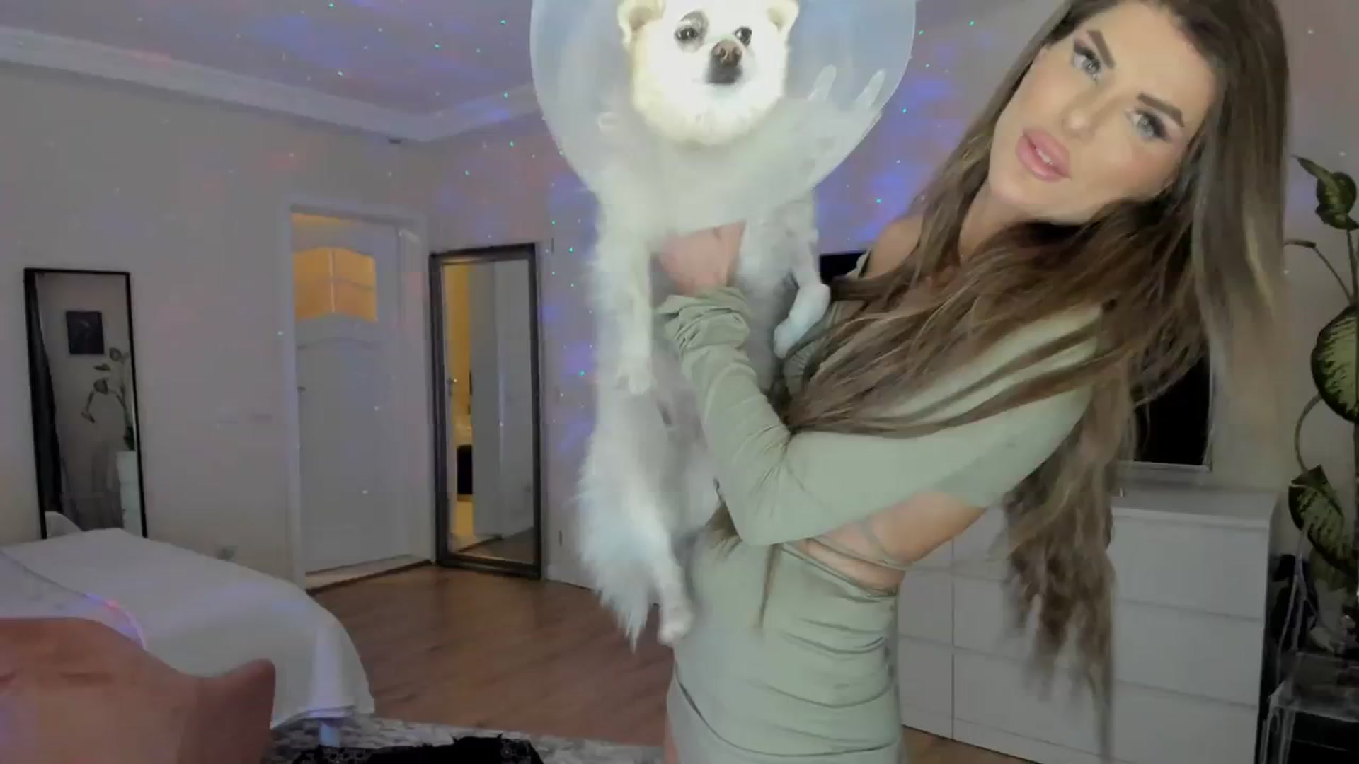 Gallery image thumbnail from TotalBella's myfreecams stream on, 03/16/2024, 01:29 image 7 of 20