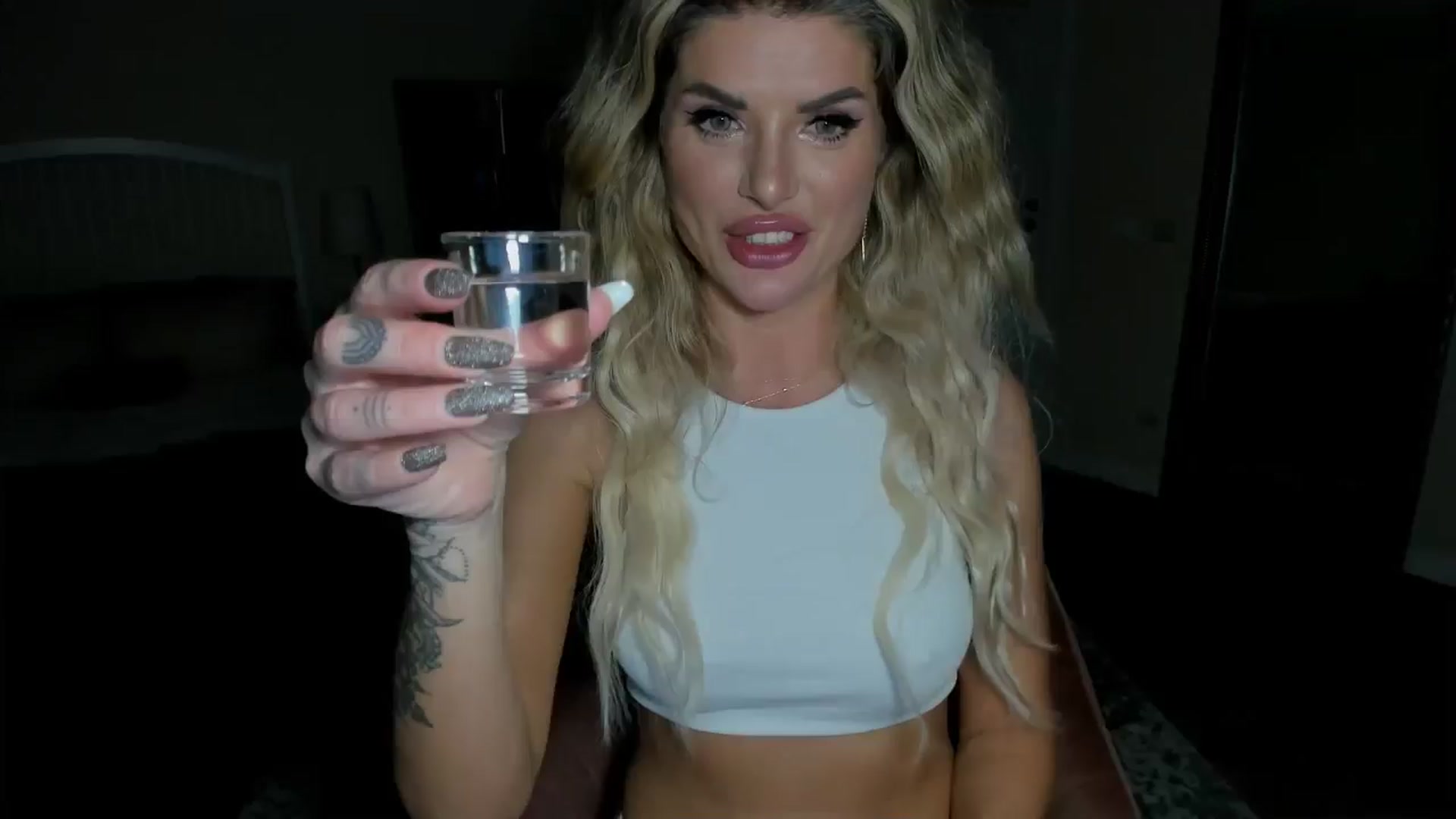 Gallery image thumbnail from TotalBella's myfreecams stream on, 10/05/2024, 01:13 image 1 of 20