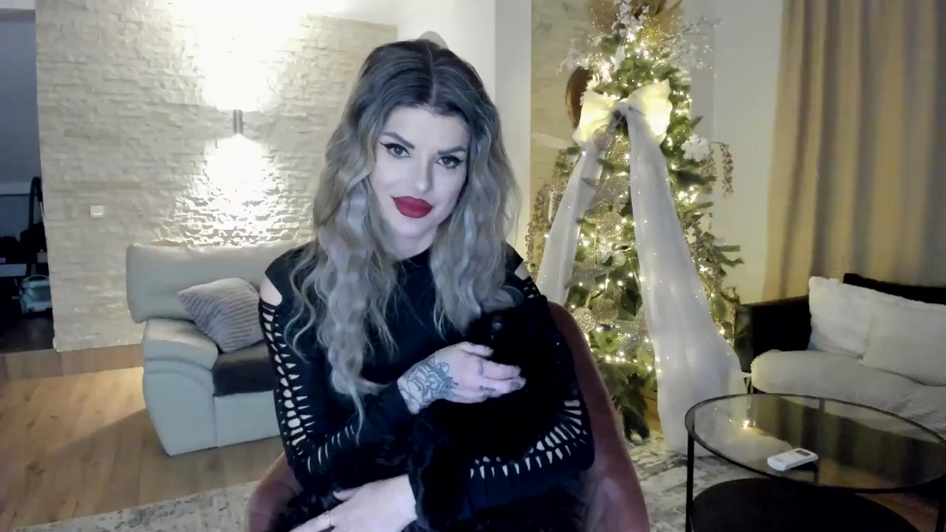 Gallery image thumbnail from TotalBella's myfreecams stream on, 01/15/2025, 23:47 image 9 of 20