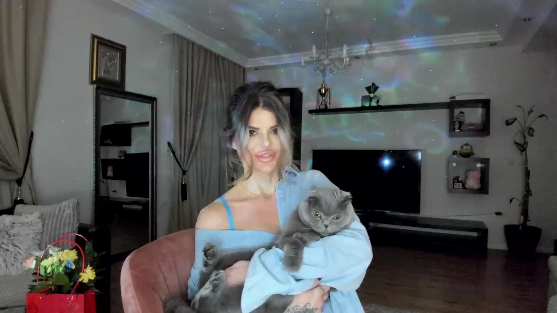 Gallery image thumbnail from TotalBella's myfreecams stream on, 02/15/2025, 21:55 image 4 of 20