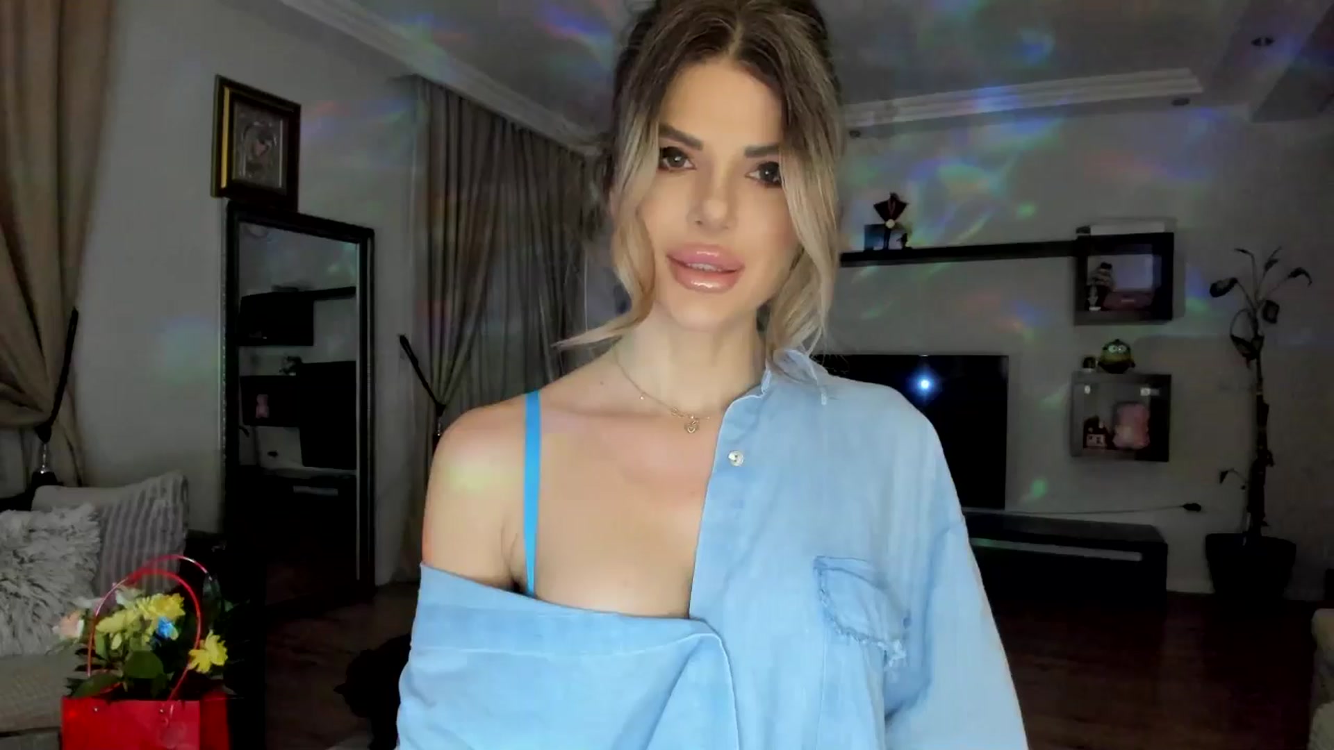 Gallery image thumbnail from TotalBella's myfreecams stream on, 02/15/2025, 21:55 image 6 of 20