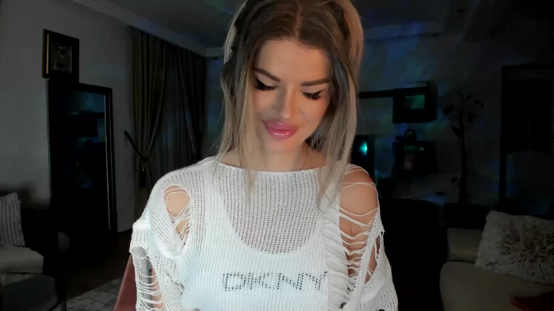Gallery image thumbnail from TotalBella's myfreecams stream on, 02/22/2025, 23:42 image 1 of 20