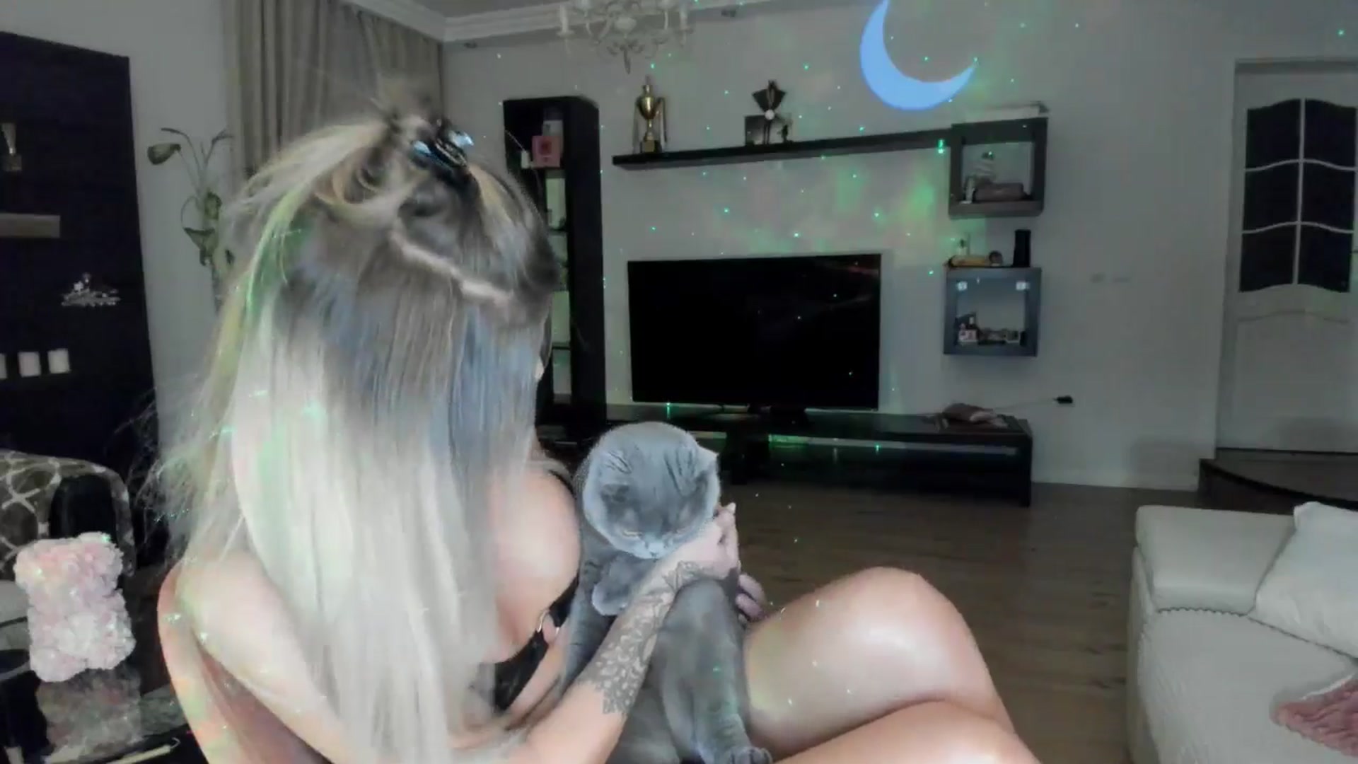 Gallery image thumbnail from TotalBella's myfreecams stream on, 03/18/2025, 22:02 image 7 of 20