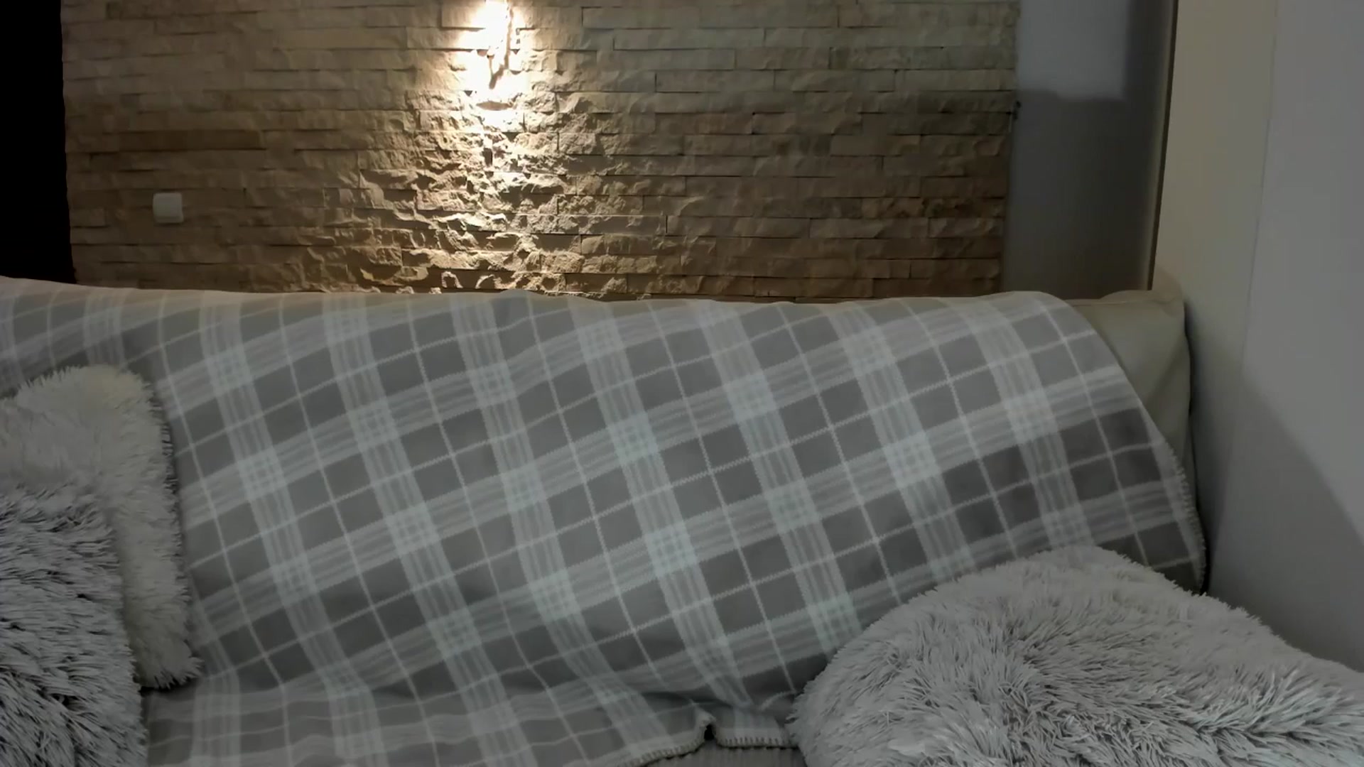 Gallery image thumbnail from TotalBella's myfreecams stream on, 05/20/2025, 20:42 image 13 of 20