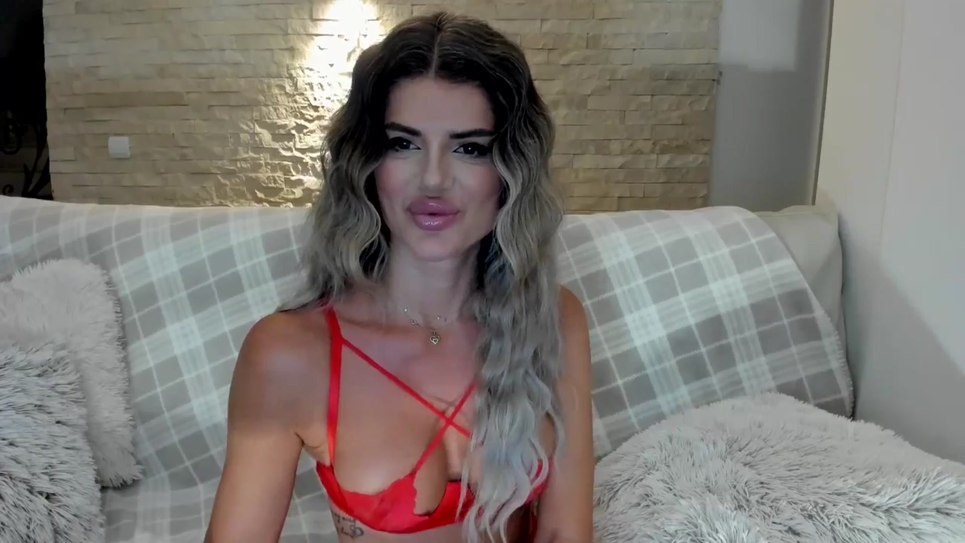 Gallery image thumbnail from TotalBella's myfreecams stream on, 05/20/2025, 20:42 image 10 of 20