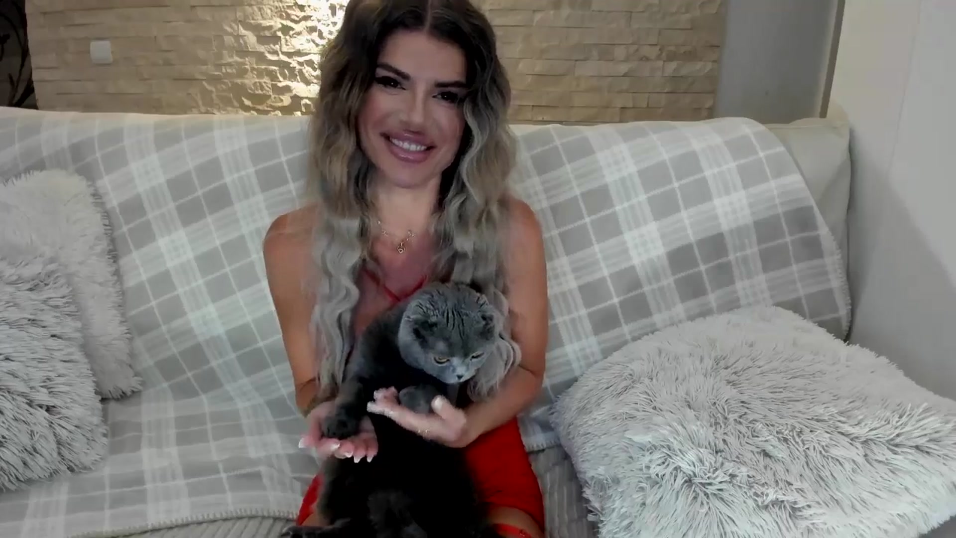 Gallery image thumbnail from TotalBella's myfreecams stream on, 05/20/2025, 20:42 image 14 of 20
