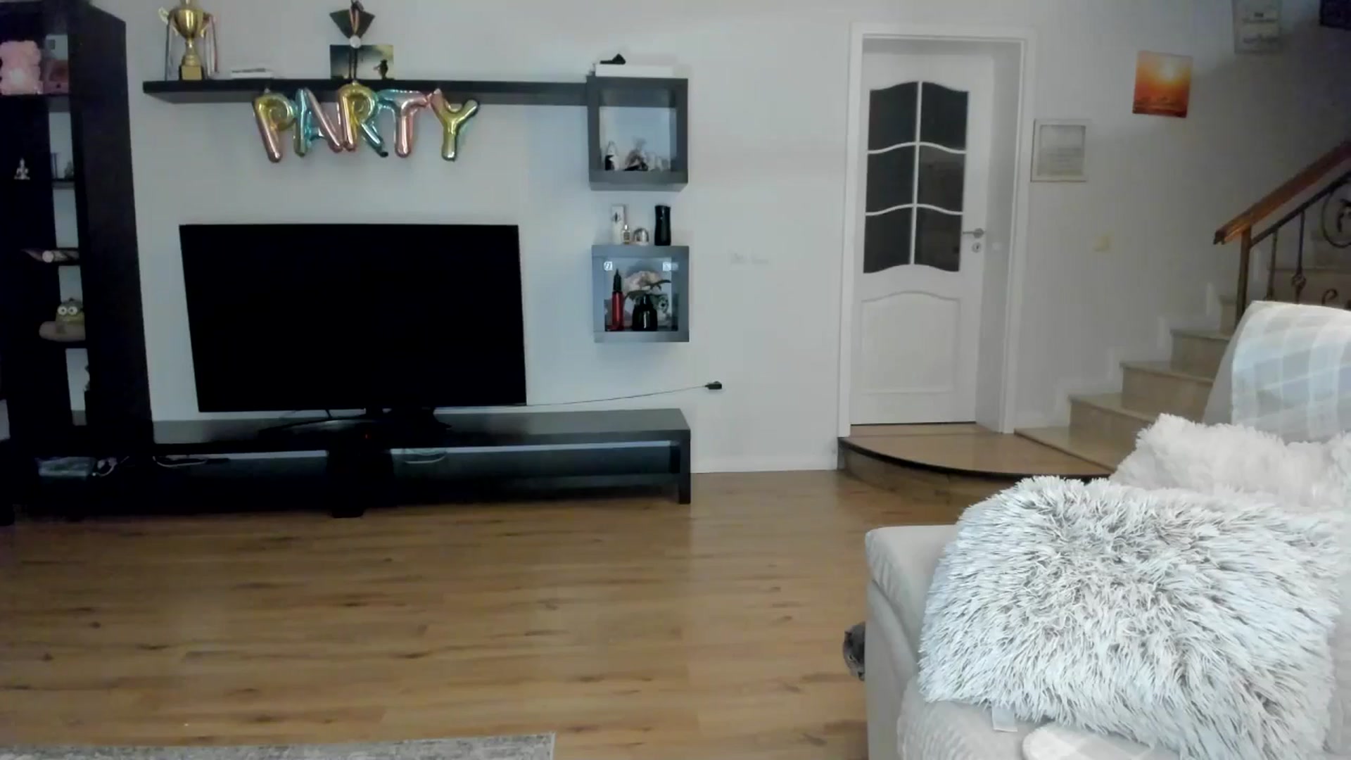 Gallery image thumbnail from TotalBella's myfreecams stream on, 05/21/2025, 24:28 image 13 of 20