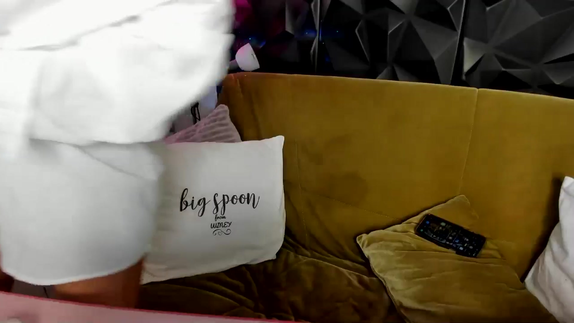 Gallery image thumbnail from TotalBella's myfreecams stream on, 09/24/2025, 01:47 image 11 of 20