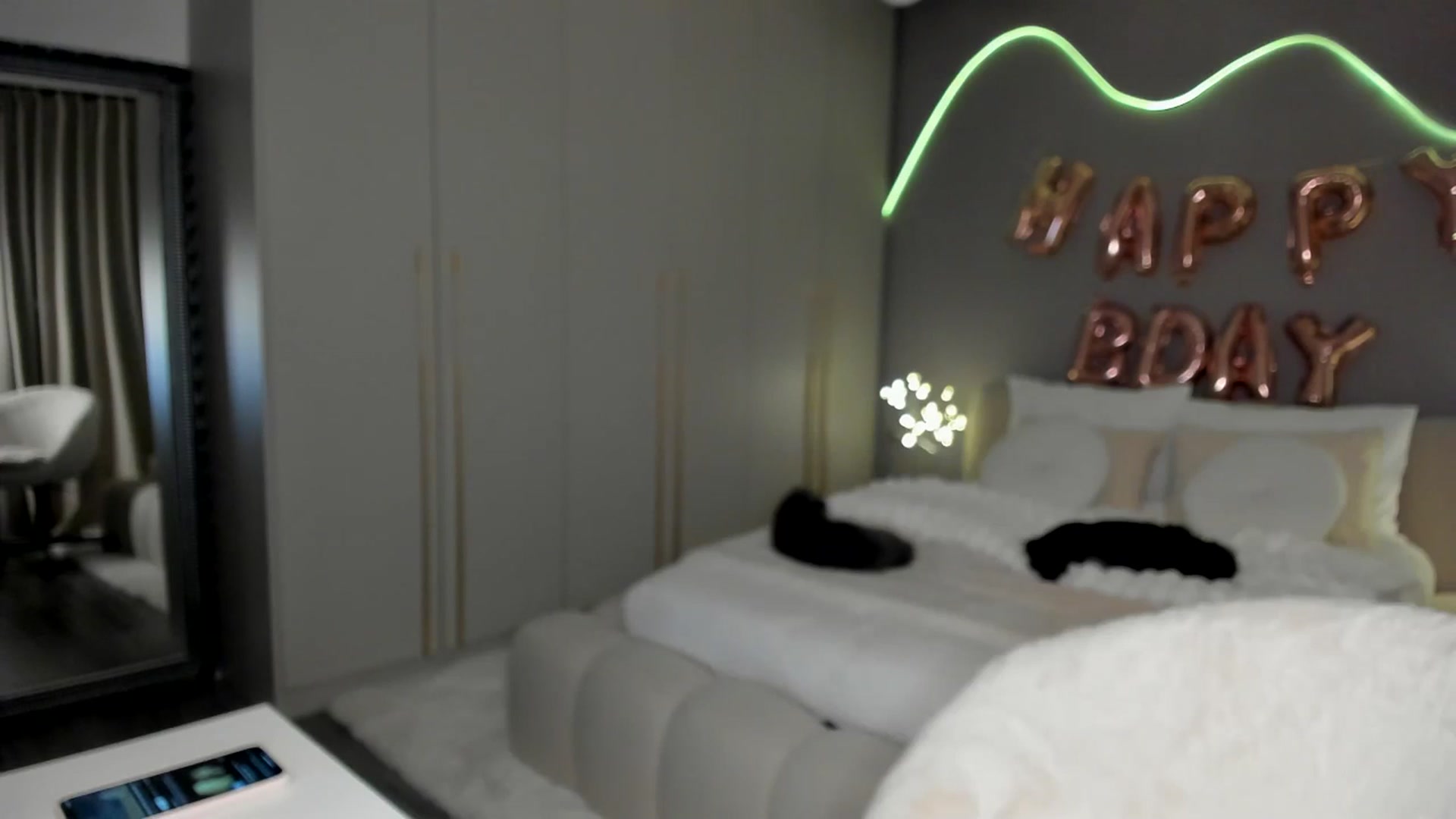 Gallery image thumbnail from TotalBella's myfreecams stream on, 04/02/2026, 01:17 image 8 of 20