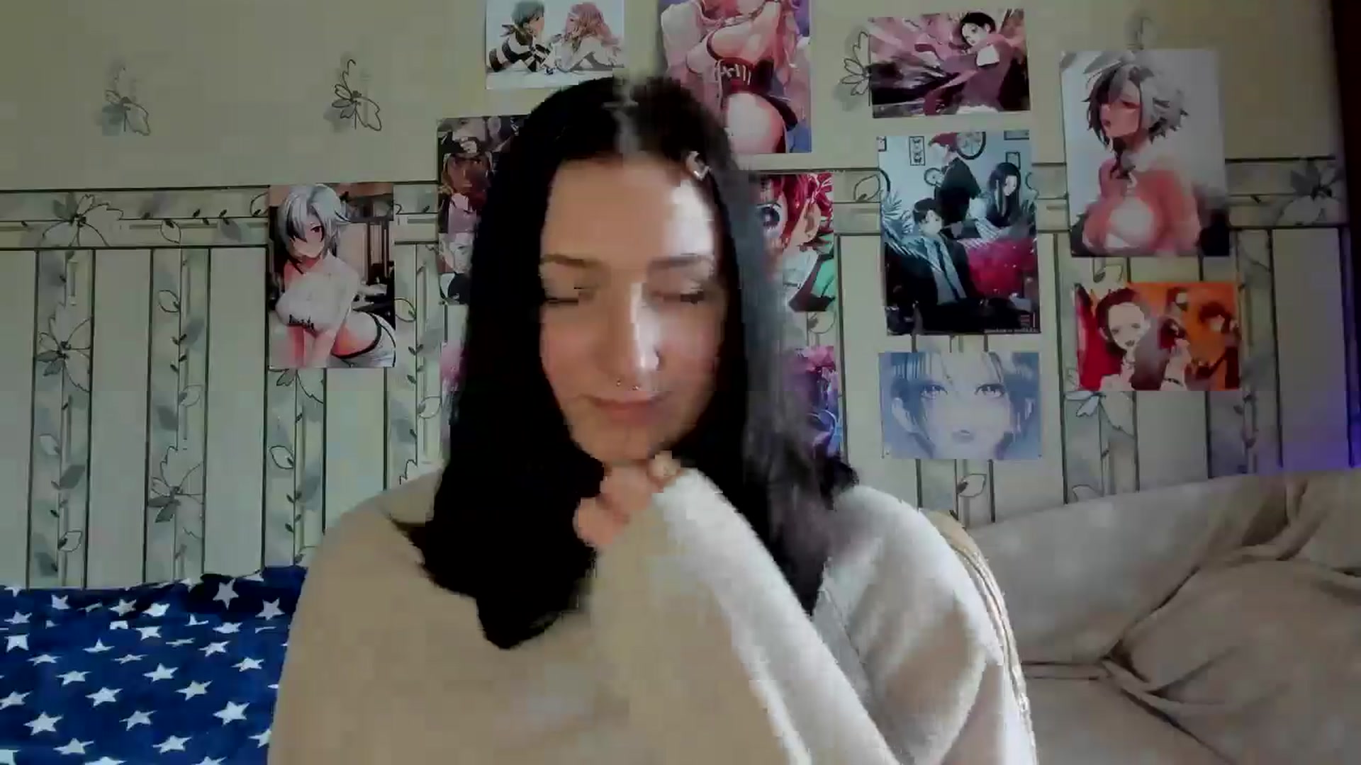 Gallery image thumbnail from TotallySpice's myfreecams stream on, 04/10/2025, 13:21 image 12 of 20