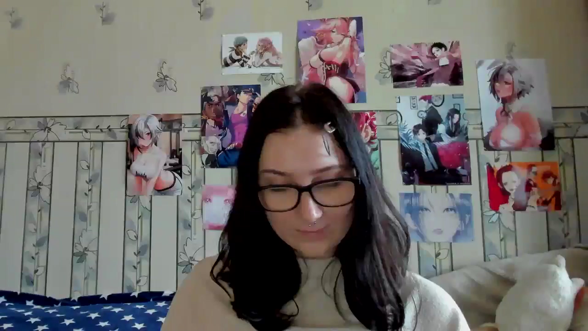 Gallery image thumbnail from TotallySpice's myfreecams stream on, 04/16/2025, 12:39 image 15 of 20