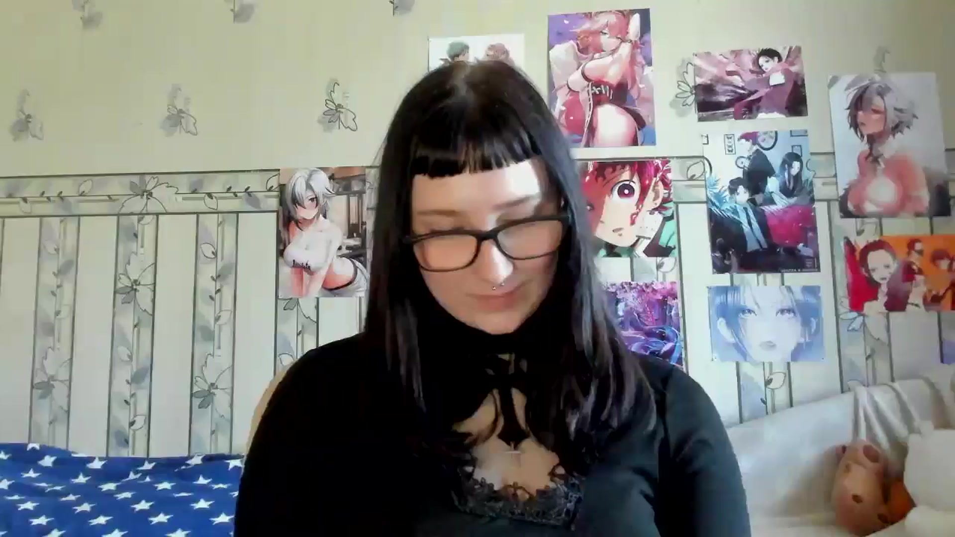 Gallery image thumbnail from TotallySpice's myfreecams stream on, 04/22/2025, 13:29 image 7 of 20