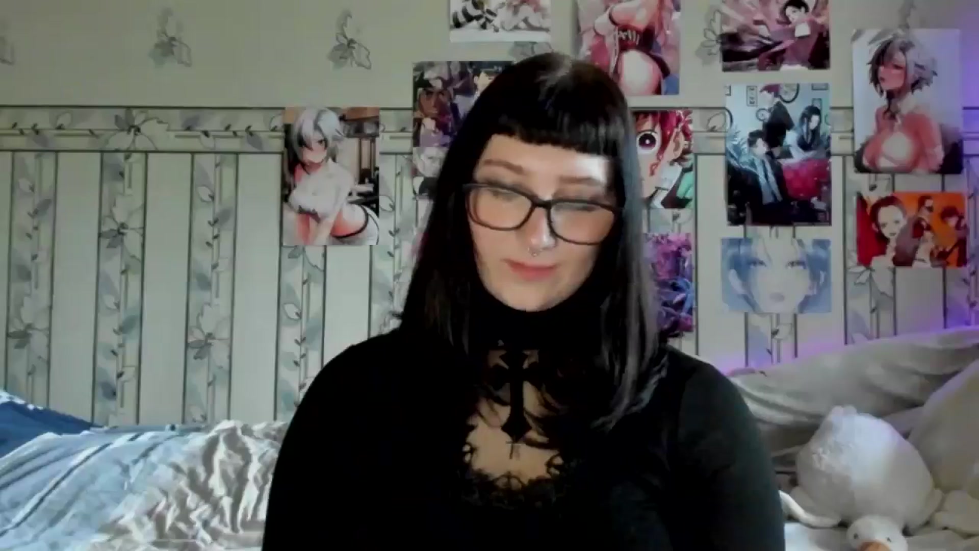 Gallery image thumbnail from TotallySpice's myfreecams stream on, 05/06/2025, 14:27 image 17 of 20