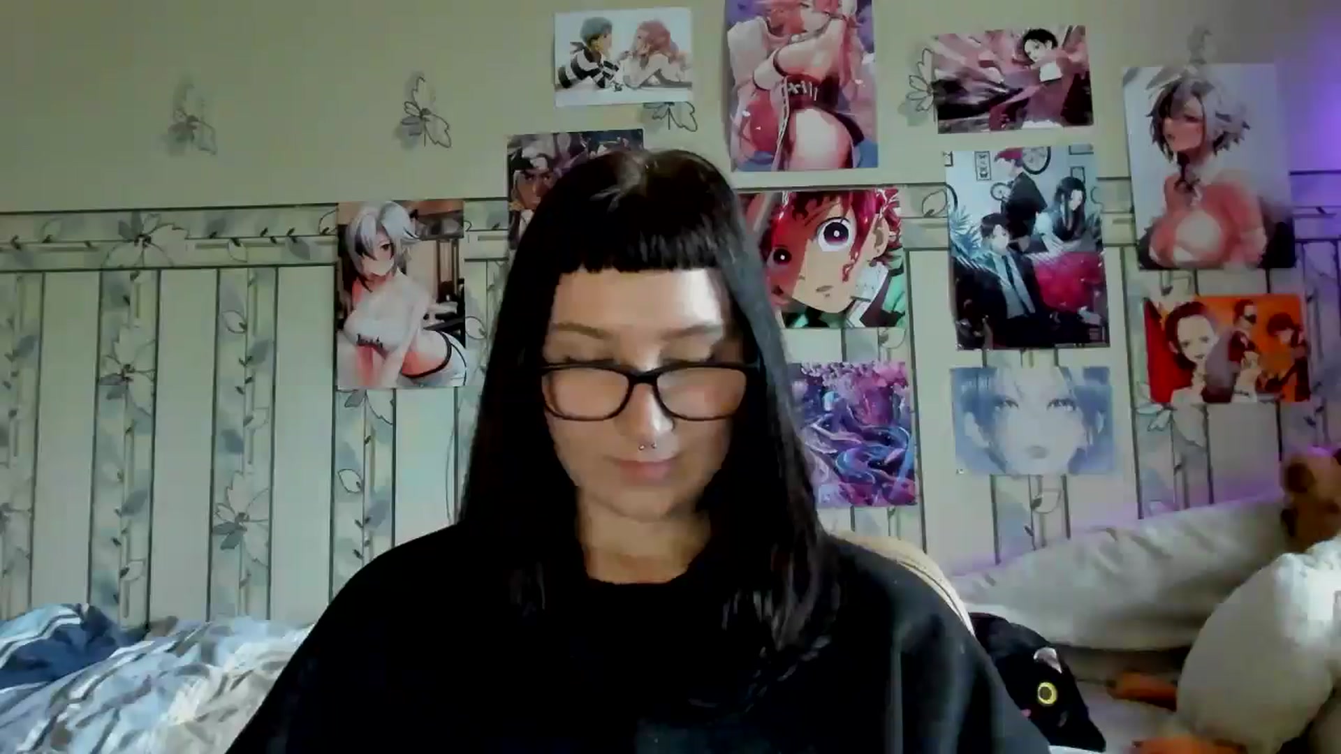 Gallery image thumbnail from TotallySpice's myfreecams stream on, 05/07/2025, 12:07 image 17 of 20