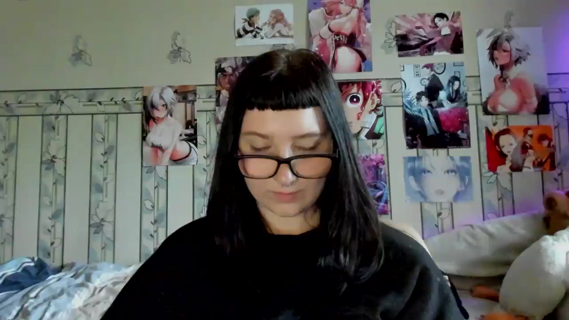 Gallery image thumbnail from TotallySpice's myfreecams stream on, 05/07/2025, 12:07 image 10 of 20