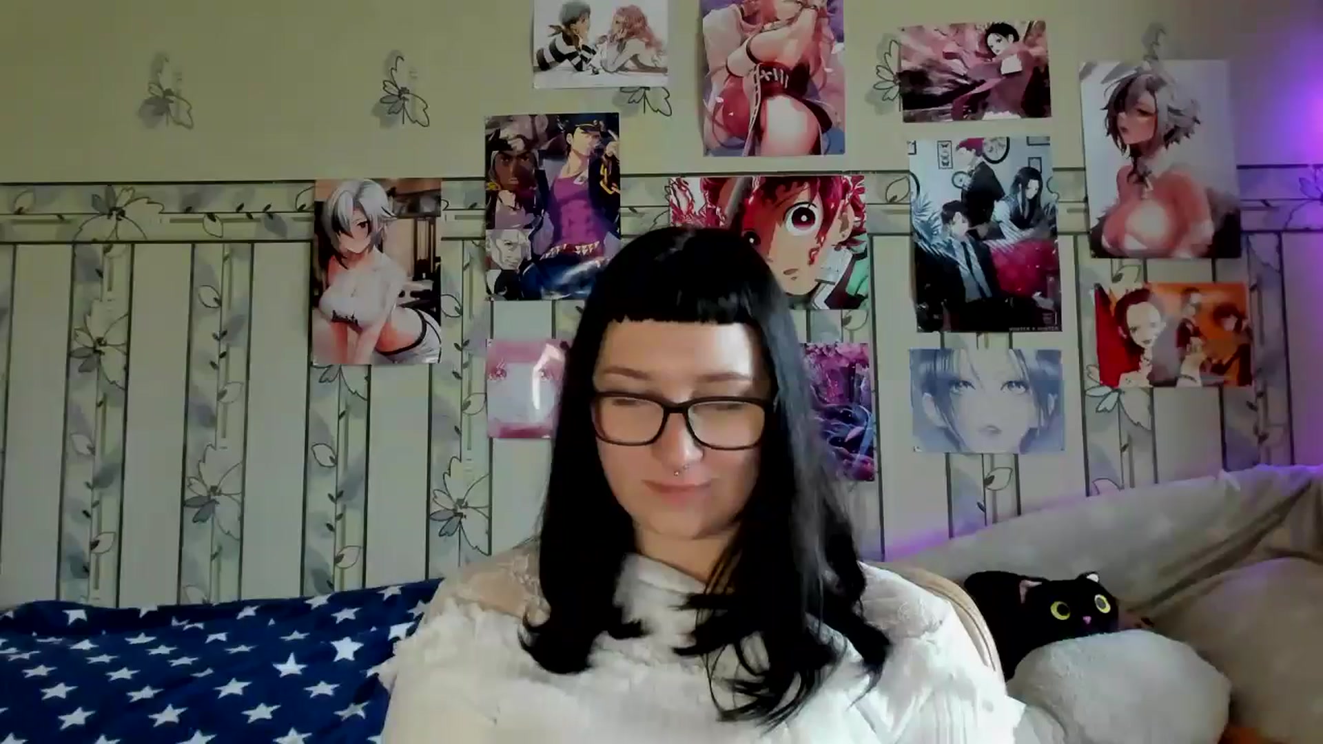Gallery image thumbnail from TotallySpice's myfreecams stream on, 05/15/2025, 09:06 image 16 of 20