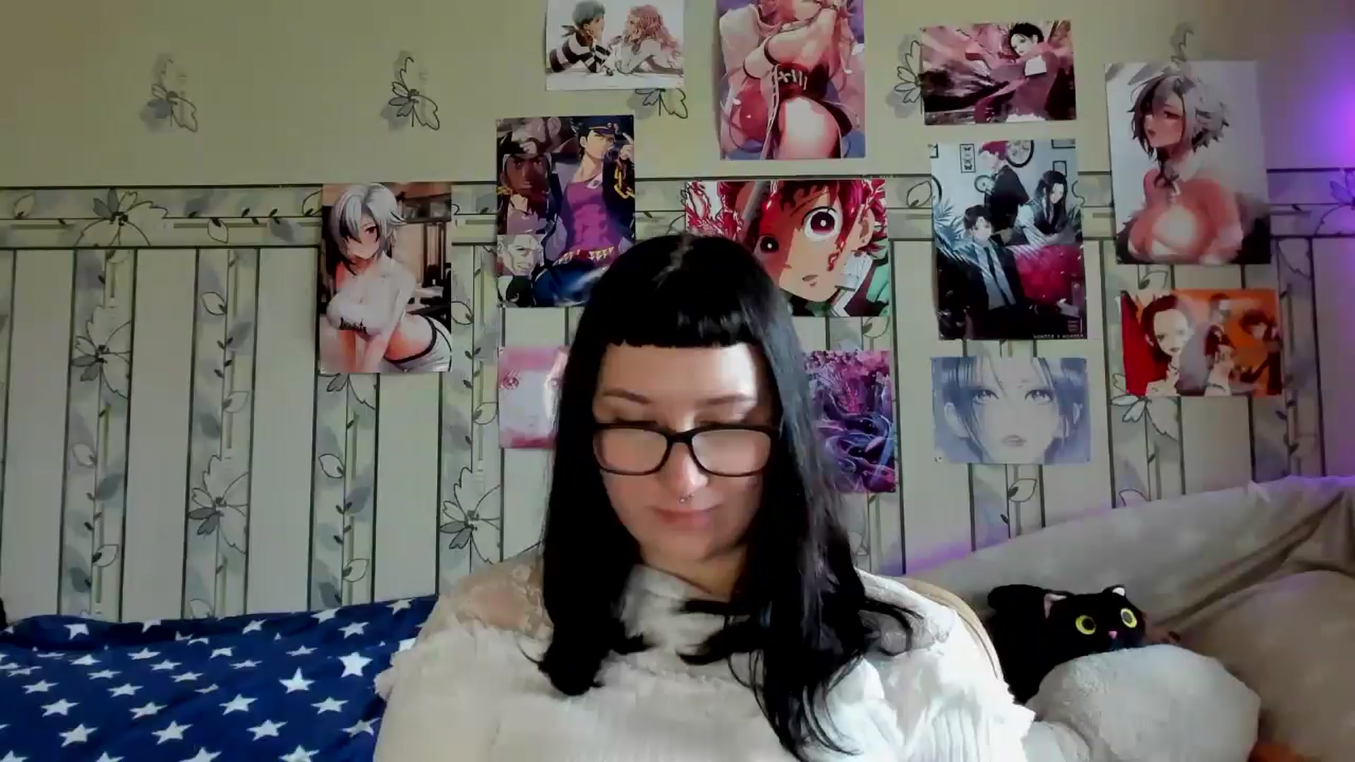 Gallery image thumbnail from TotallySpice's myfreecams stream on, 05/15/2025, 09:06 image 6 of 20