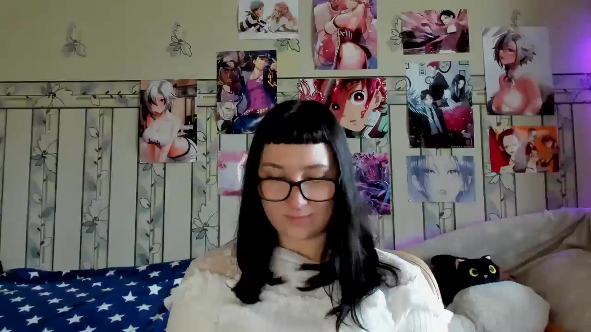 Gallery image thumbnail from TotallySpice's myfreecams stream on, 05/15/2025, 09:06 image 8 of 20