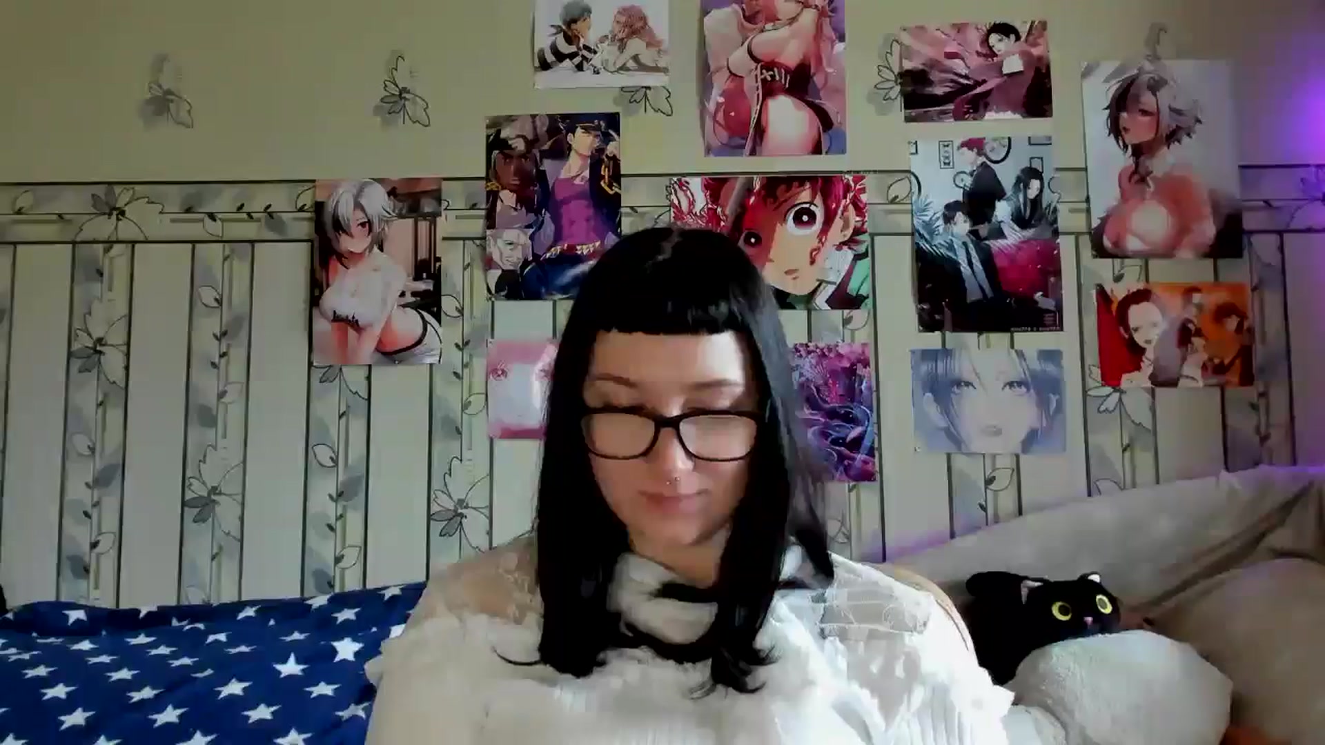 Gallery image thumbnail from TotallySpice's myfreecams stream on, 05/15/2025, 09:06 image 2 of 20