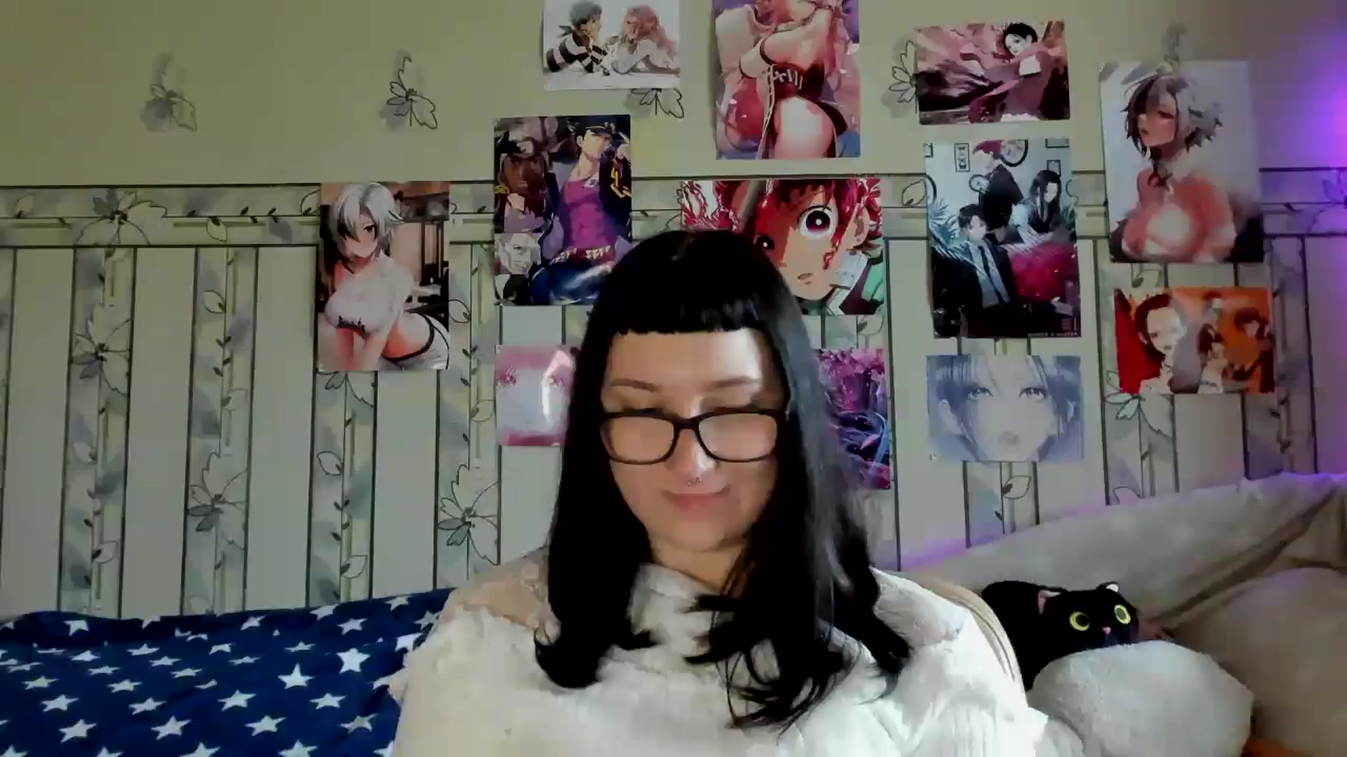 Gallery image thumbnail from TotallySpice's myfreecams stream on, 05/15/2025, 09:06 image 14 of 20