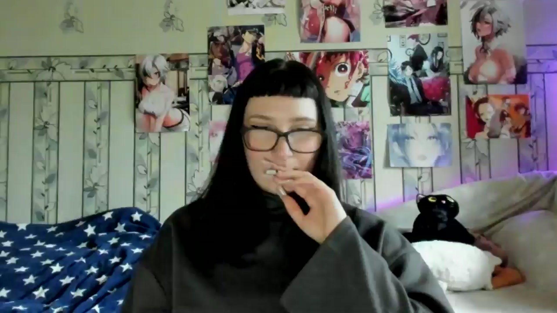 Gallery image thumbnail from TotallySpice's myfreecams stream on, 05/17/2025, 15:49 image 1 of 20