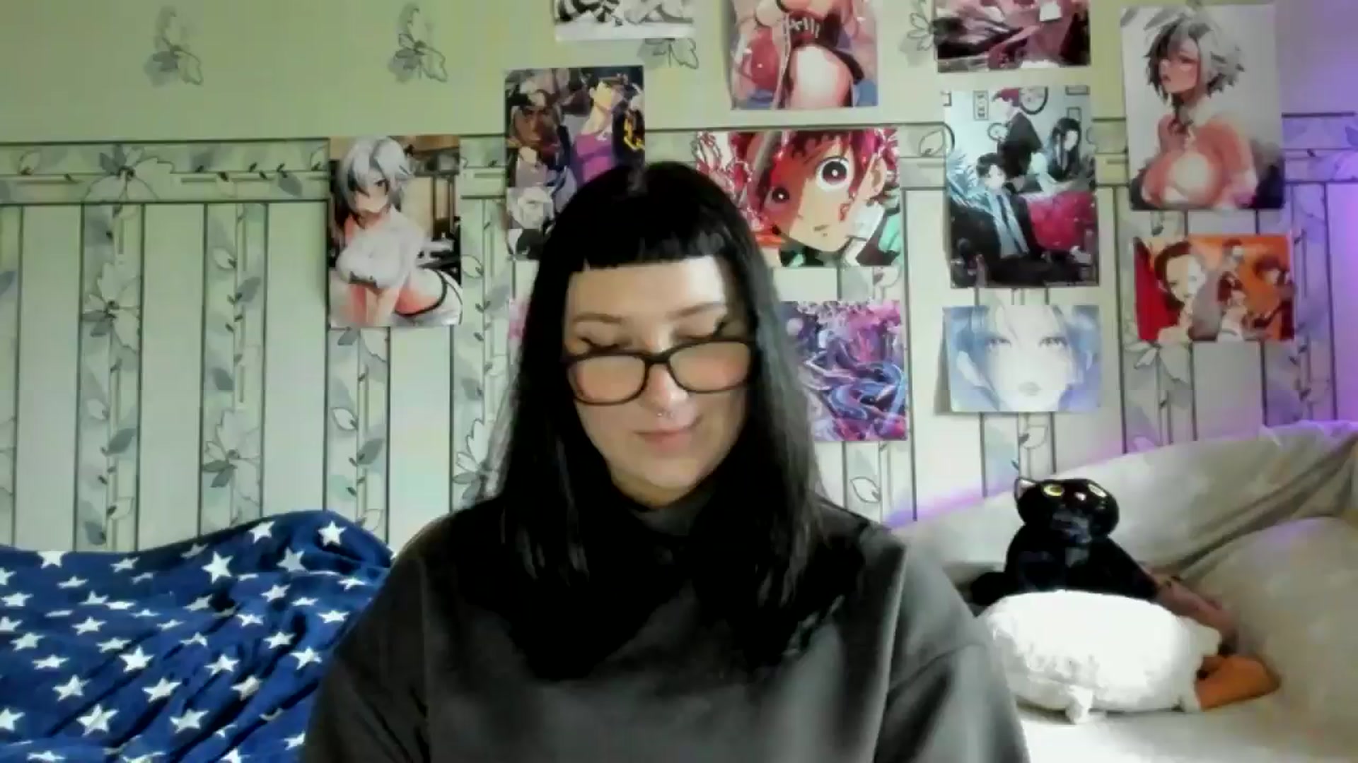 Gallery image thumbnail from TotallySpice's myfreecams stream on, 05/17/2025, 15:49 image 11 of 20