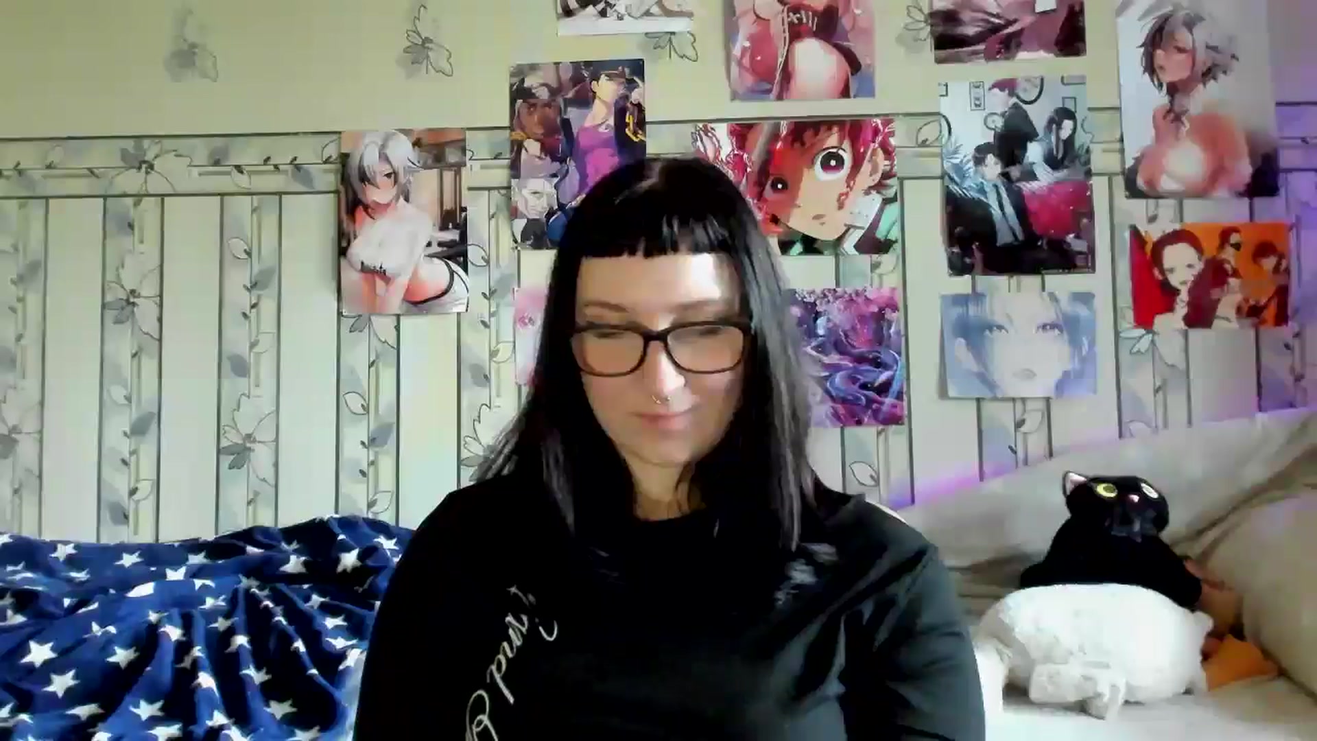 Gallery image thumbnail from TotallySpice's myfreecams stream on, 05/20/2025, 16:12 image 9 of 20