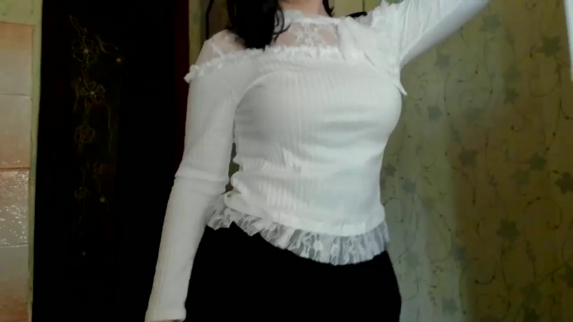 Gallery image thumbnail from TotallySpice's myfreecams stream on, 06/04/2025, 13:27 image 13 of 20