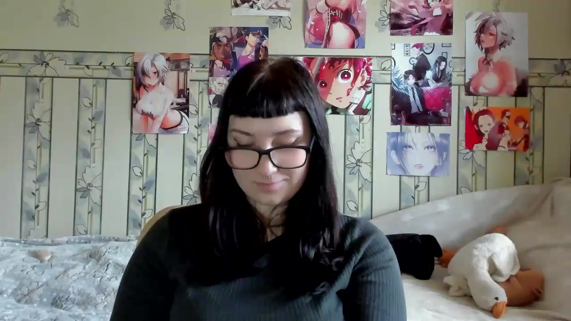 Gallery image thumbnail from TotallySpice's myfreecams stream on, 06/16/2025, 09:29 image 17 of 20