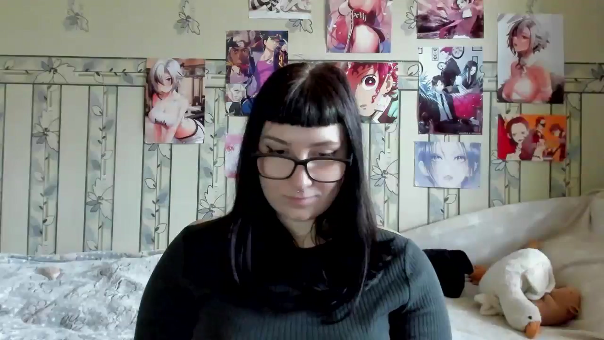Gallery image thumbnail from TotallySpice's myfreecams stream on, 06/16/2025, 10:27 image 9 of 20