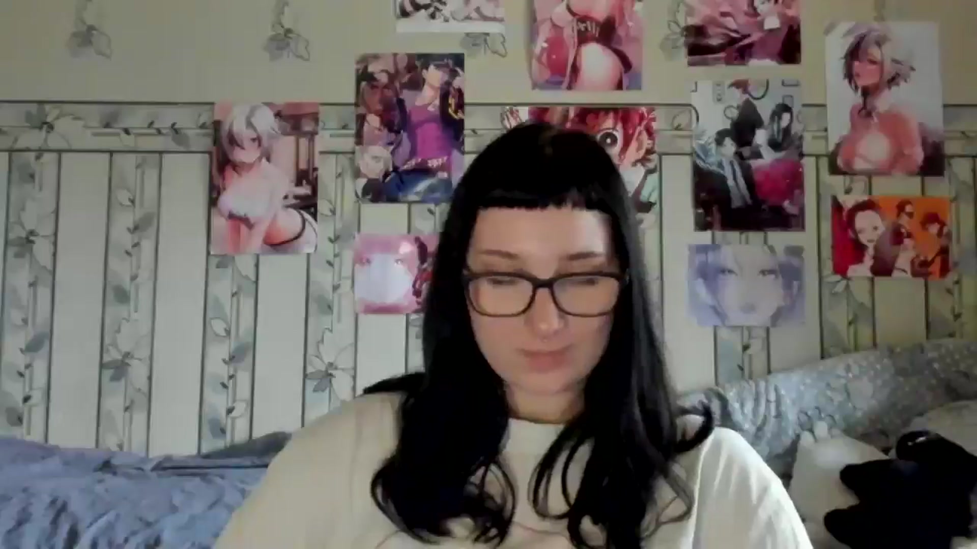 Gallery image thumbnail from TotallySpice's myfreecams stream on, 07/17/2025, 14:31 image 15 of 20