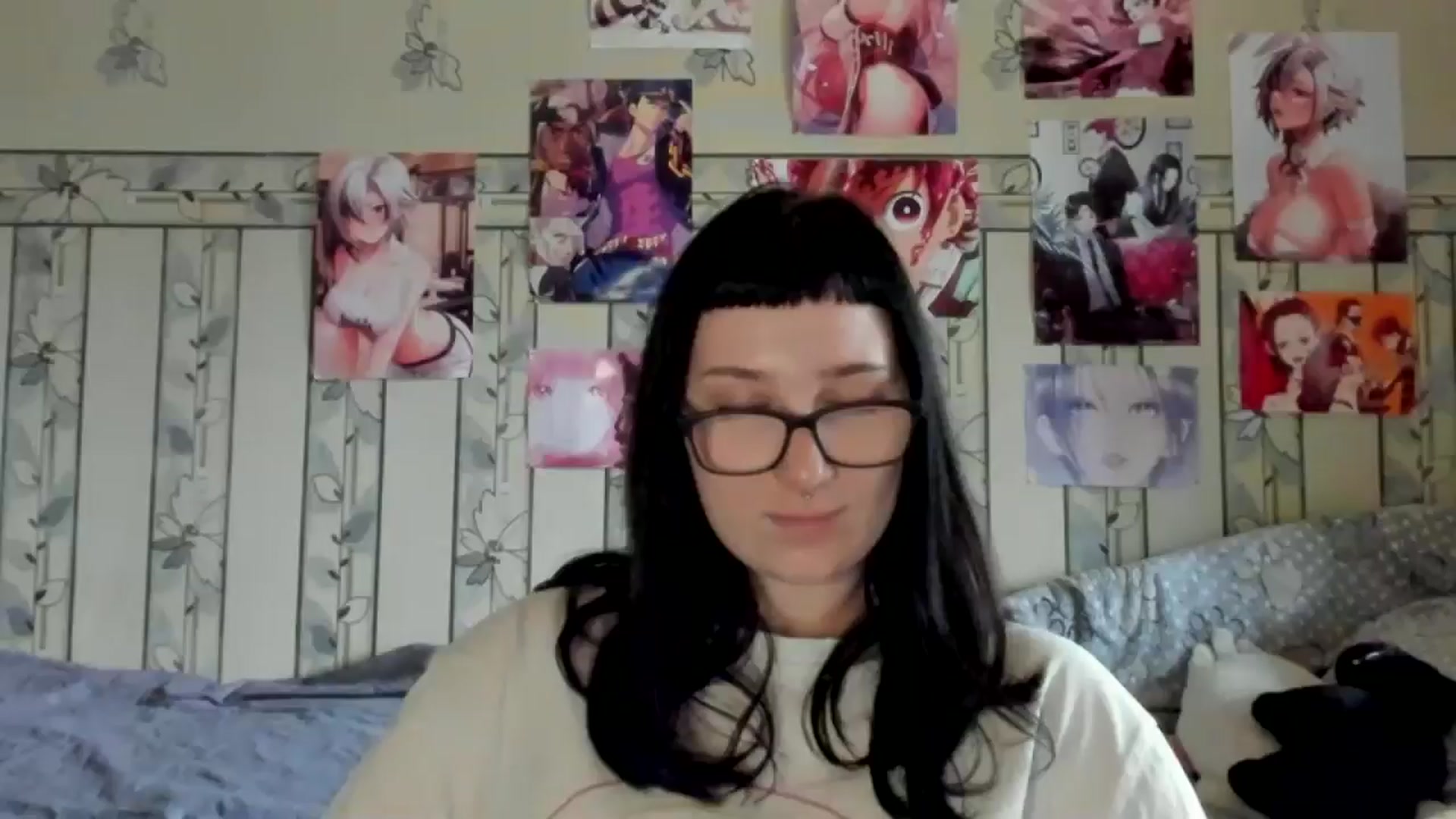 Gallery image thumbnail from TotallySpice's myfreecams stream on, 07/17/2025, 14:31 image 17 of 20