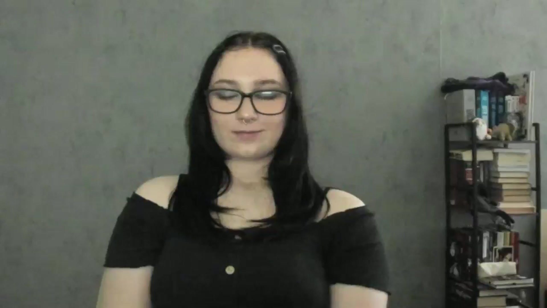 Gallery image thumbnail from TotallySpice's myfreecams stream on, 11/13/2025, 09:35 image 17 of 20