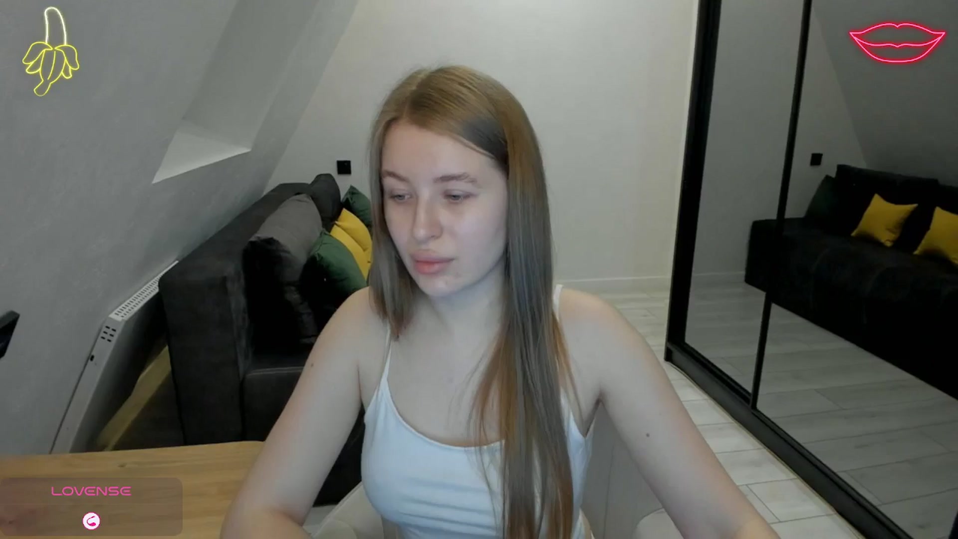 Gallery image thumbnail from TouchMeNow's myfreecams stream on, 12/06/2025, 19:01 image 15 of 20