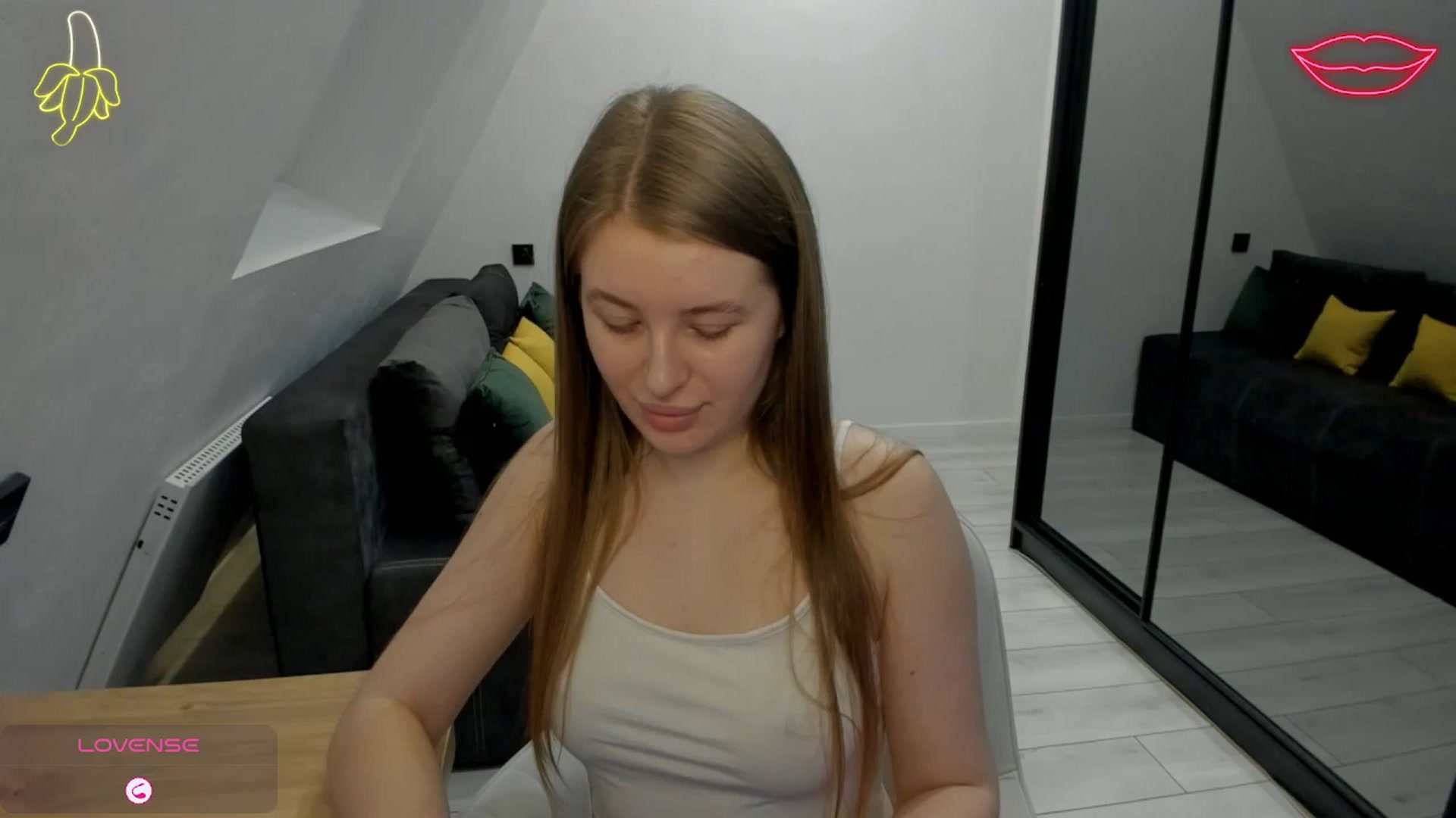 Gallery image thumbnail from TouchMeNow's myfreecams stream on, 12/06/2025, 19:01 image 1 of 20