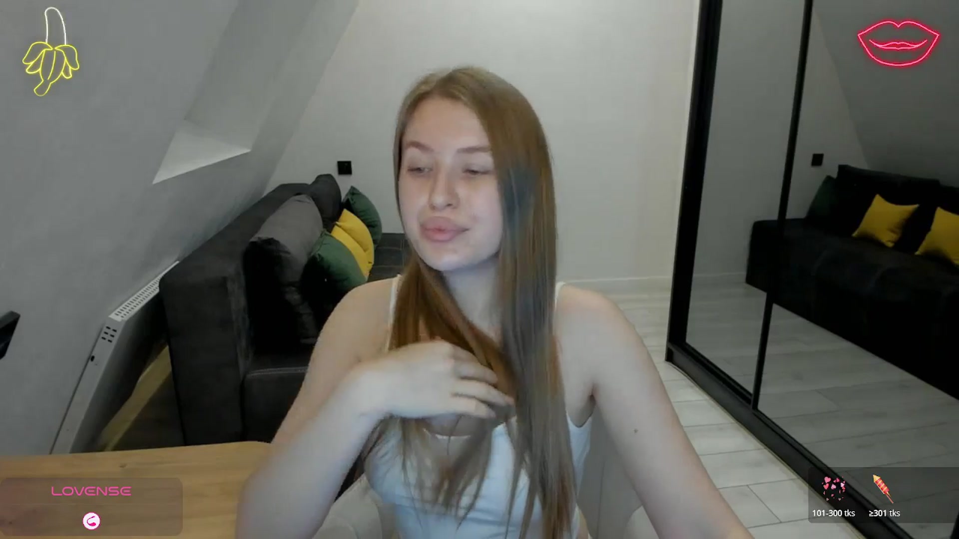 Gallery image thumbnail from TouchMeNow's myfreecams stream on, 12/06/2025, 19:01 image 4 of 20