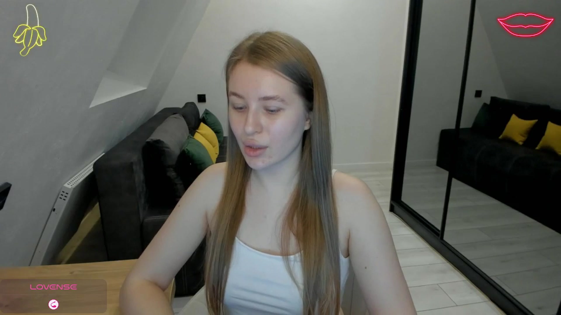 Gallery image thumbnail from TouchMeNow's myfreecams stream on, 12/06/2025, 19:01 image 5 of 20