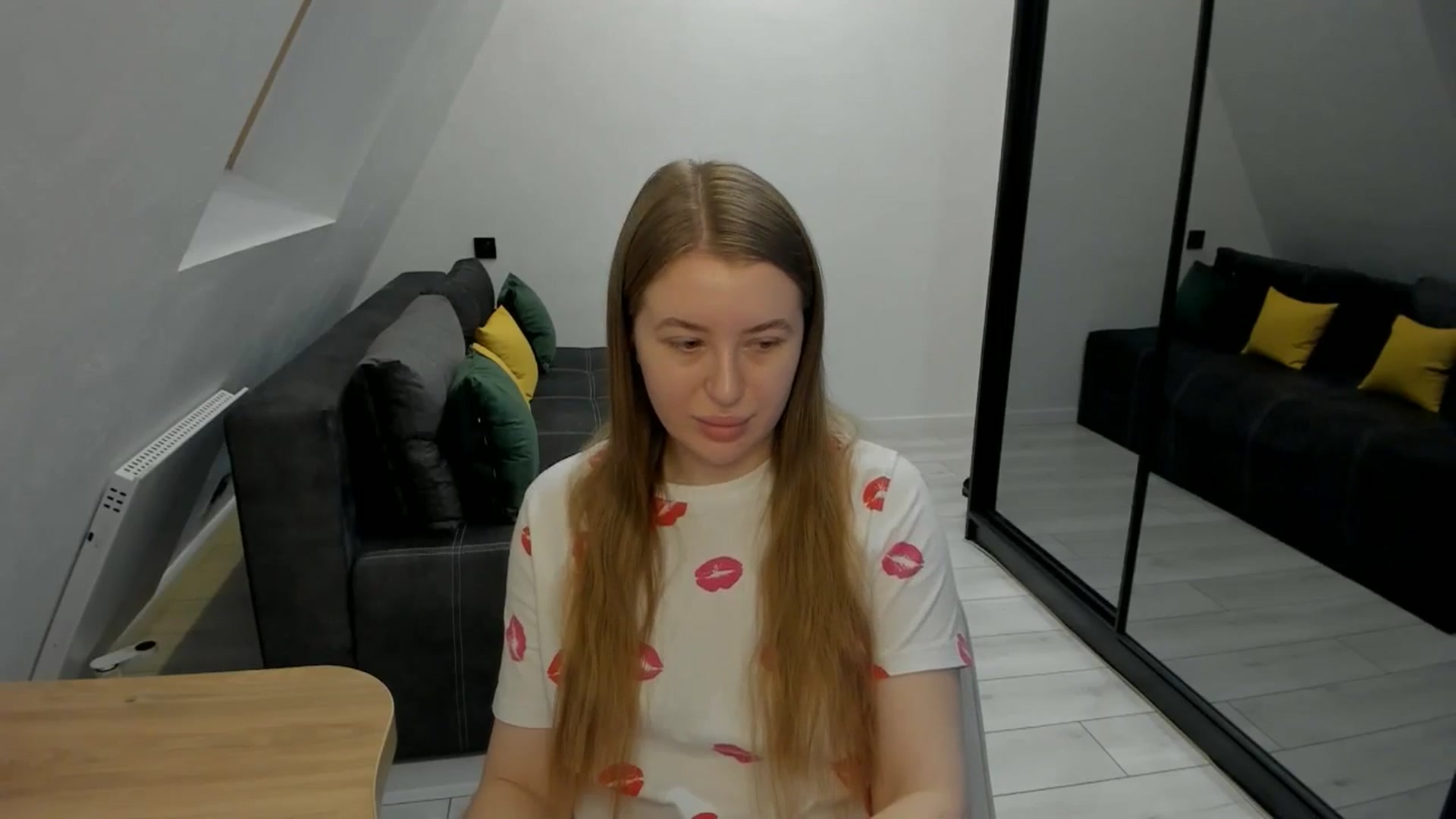 Gallery image thumbnail from TouchMeNow's myfreecams stream on, 12/15/2025, 17:23 image 9 of 20
