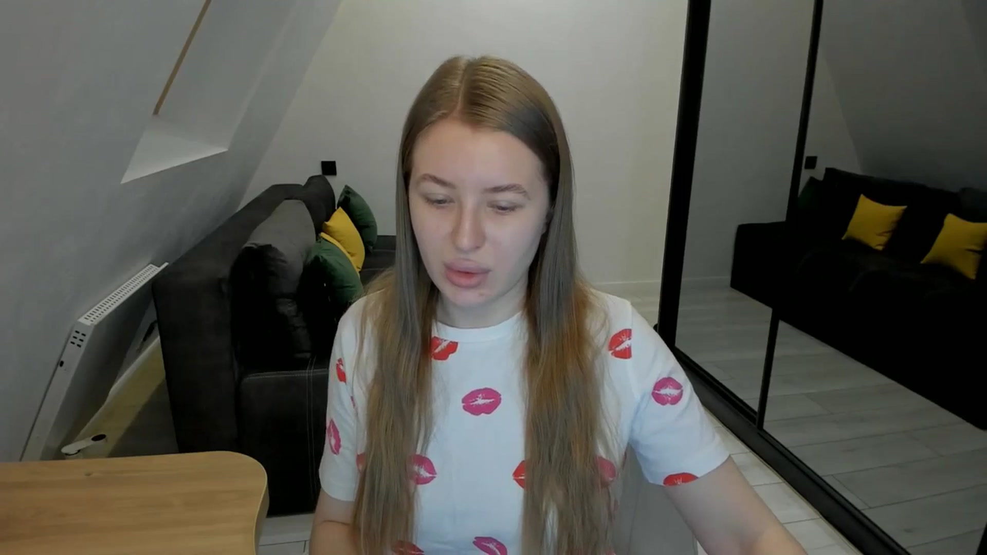 Gallery image thumbnail from TouchMeNow's myfreecams stream on, 12/15/2025, 17:23 image 4 of 20