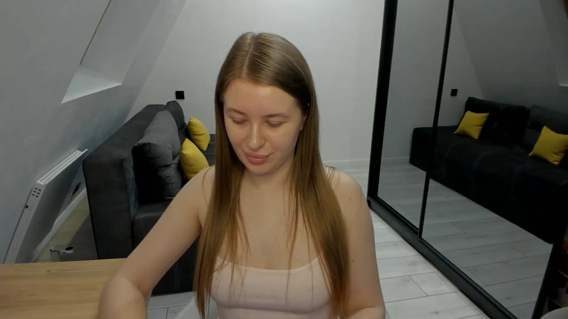 Gallery image thumbnail from TouchMeNow's myfreecams stream on, 12/23/2025, 18:54 image 15 of 20