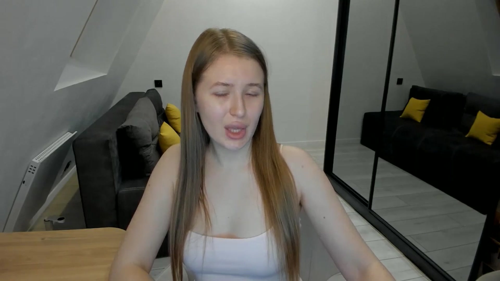 Gallery image thumbnail from TouchMeNow's myfreecams stream on, 12/23/2025, 18:54 image 11 of 20
