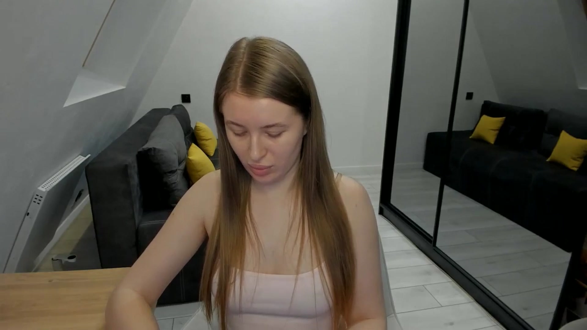 Gallery image thumbnail from TouchMeNow's myfreecams stream on, 12/23/2025, 18:54 image 16 of 20