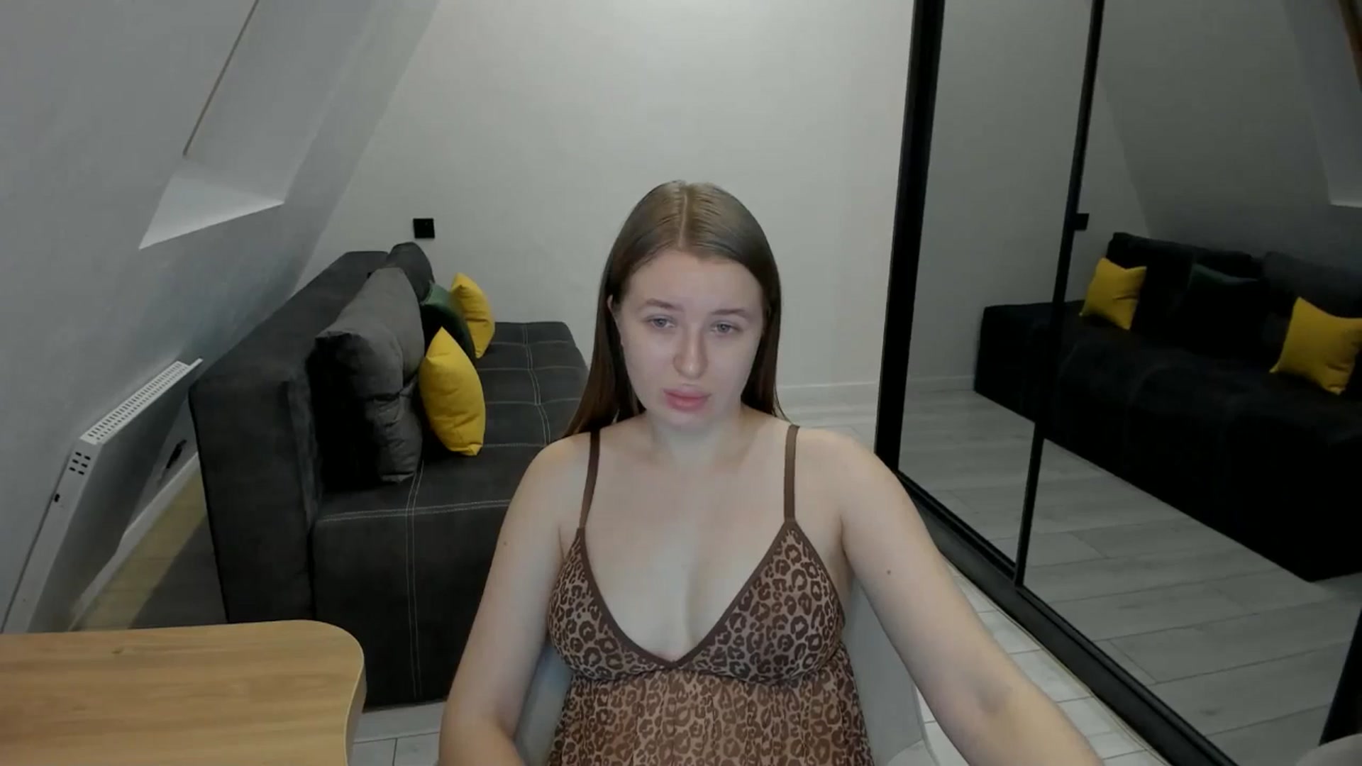 Gallery image thumbnail from TouchMeNow's myfreecams stream on, 12/25/2025, 18:29 image 15 of 20
