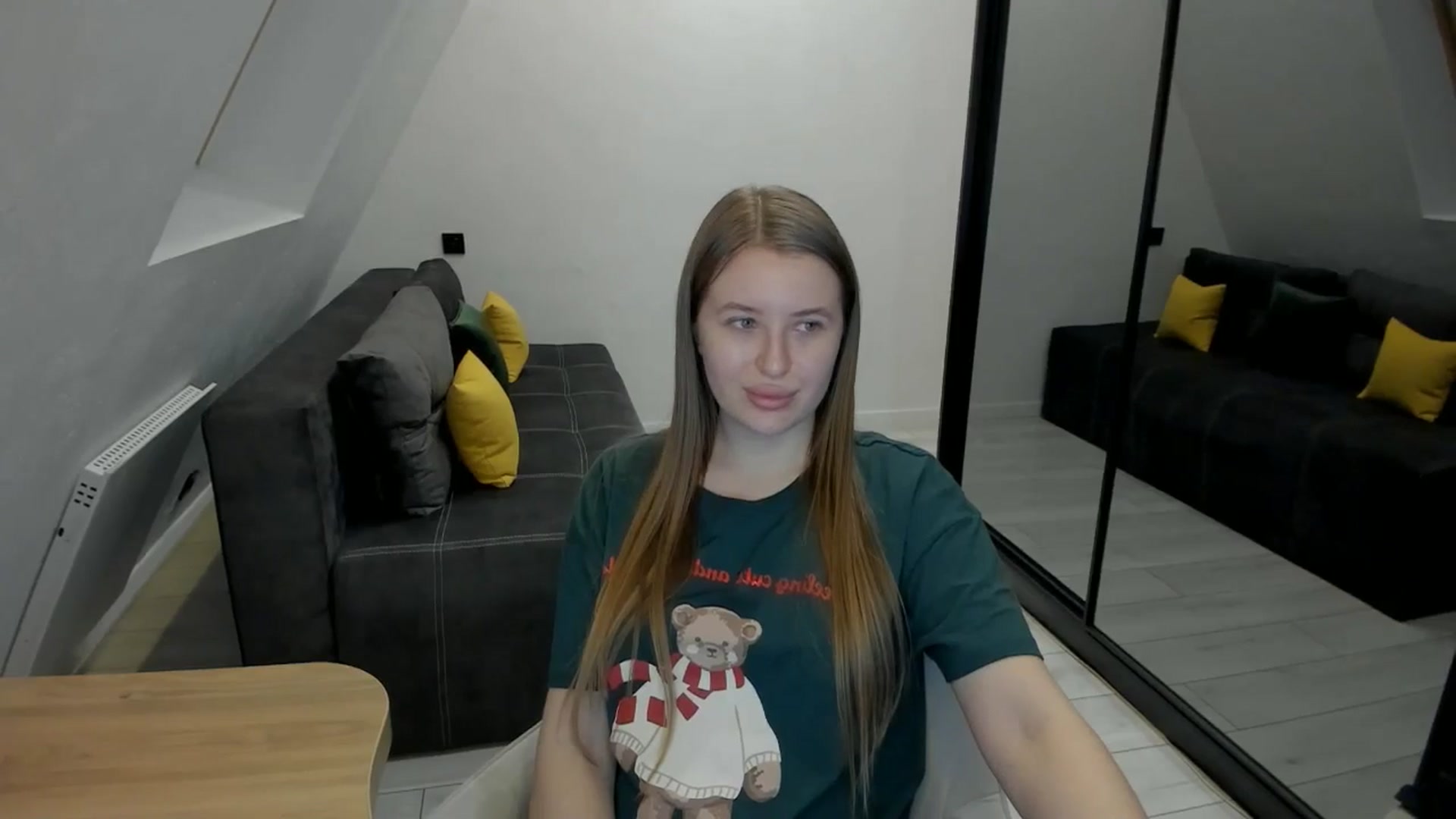 Gallery image thumbnail from TouchMeNow's myfreecams stream on, 12/25/2025, 21:30 image 5 of 20