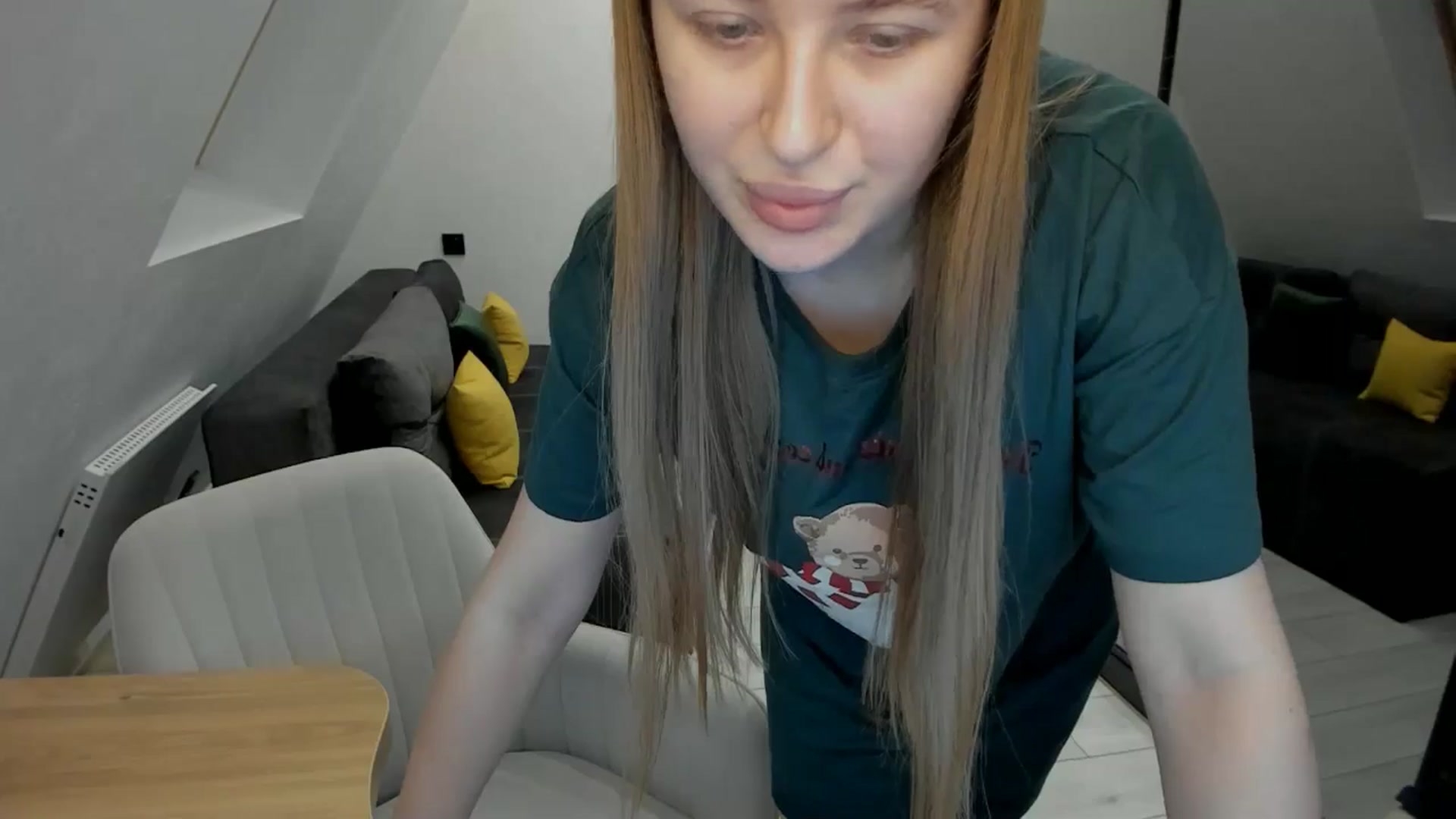 Gallery image thumbnail from TouchMeNow's myfreecams stream on, 12/25/2025, 22:28 image 8 of 20