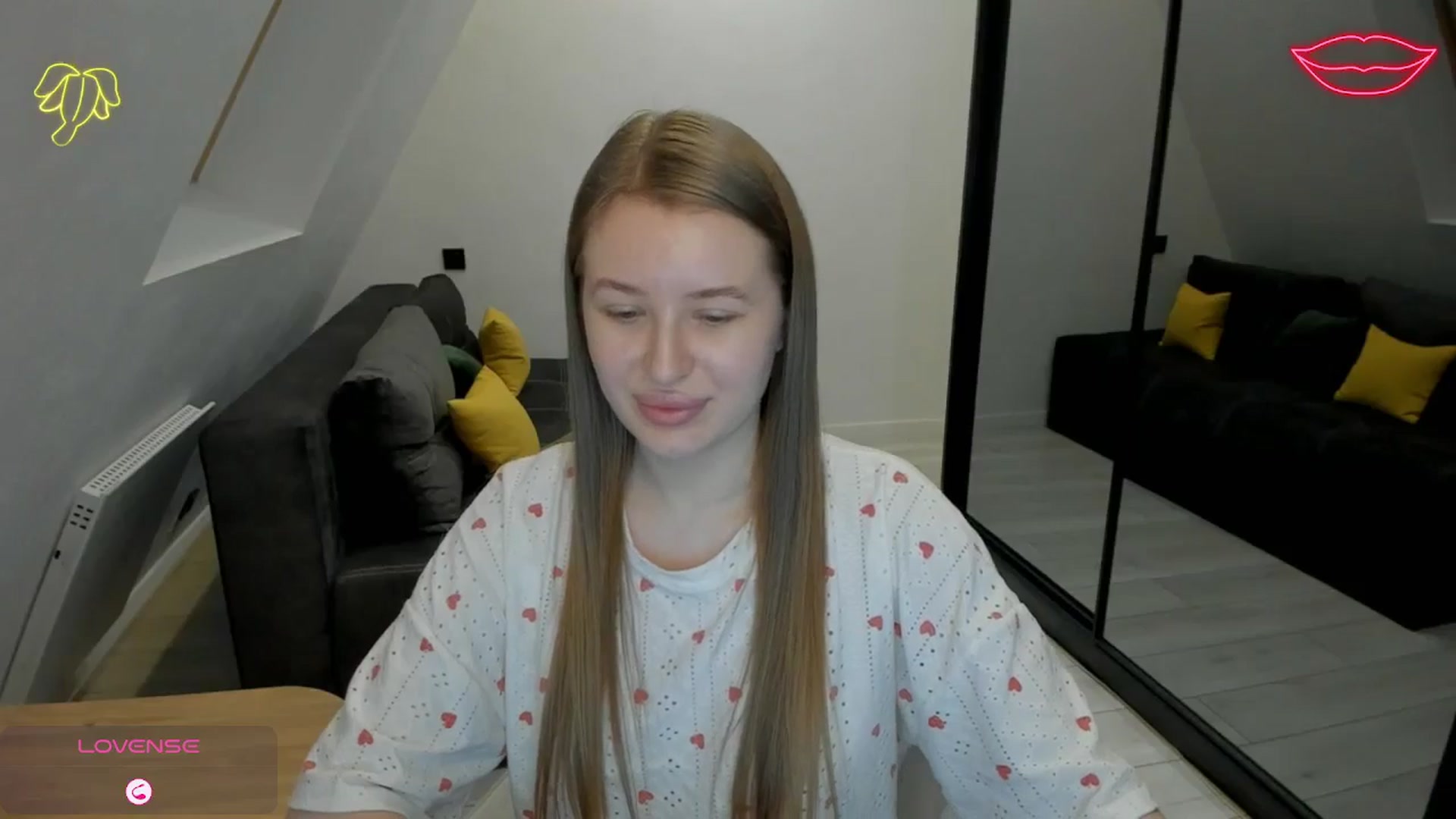 Gallery image thumbnail from TouchMeNow's myfreecams stream on, 12/27/2025, 18:32 image 9 of 20